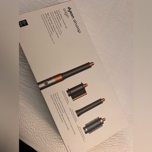 DYSON AIR WRAP BRAND NEW